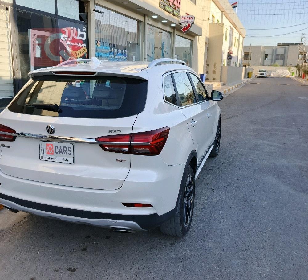 ئێم جی RX5